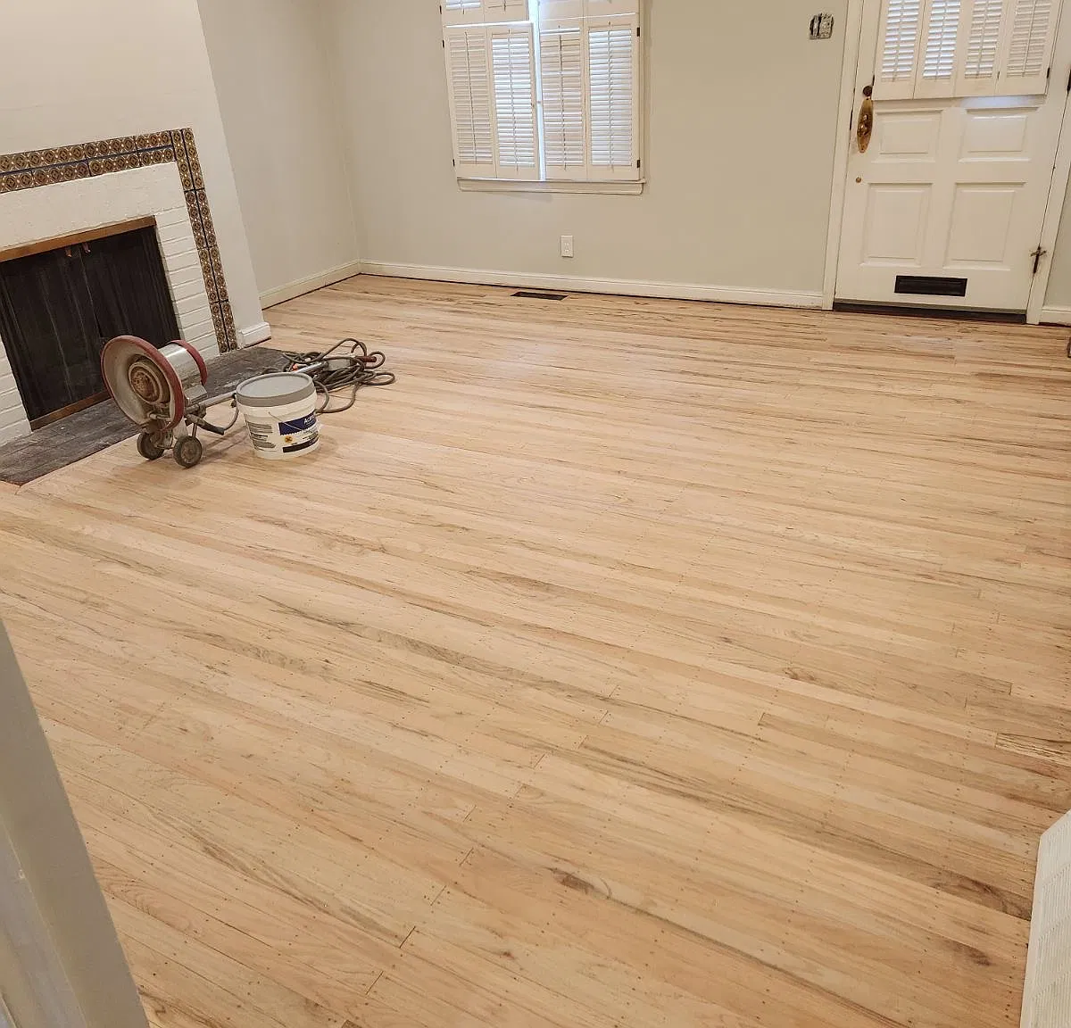 2 bed, 1100 sqft, $3,600 — Photo 2