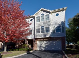 756 W Kristen Ct, Palatine, IL