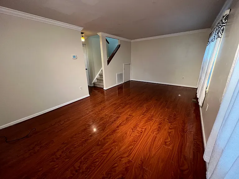 20 Stadium Cir #1 — Photo 5
