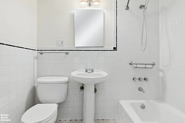 Rented by Brown Harris Stevens | media 14