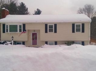 10 Silver Doe Ln, Merrimack, NH 03054