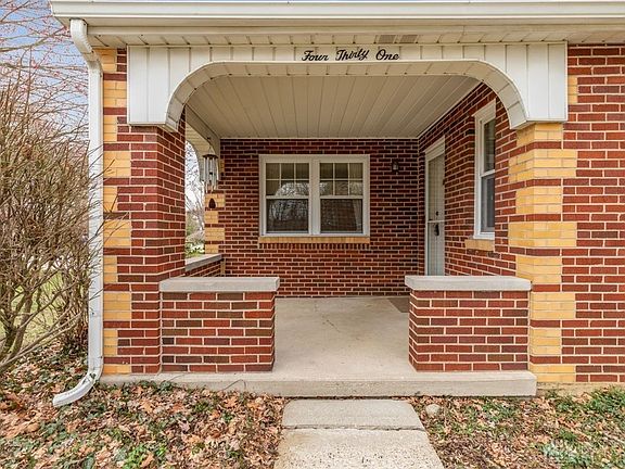 3rd image of 431 W Orchard Ave