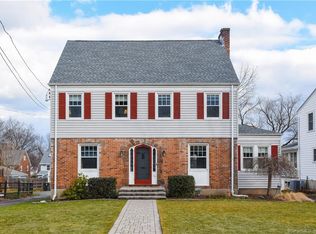 24 Montclair Dr, West Hartford, CT 06107