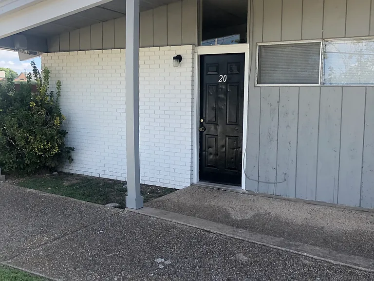 20 W Adams Ave #20 — Photo 4