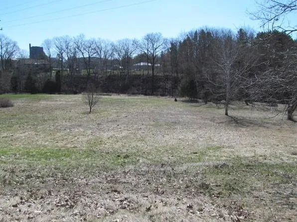 12269 Crockery Creek Dr, Ravenna, MI 49451