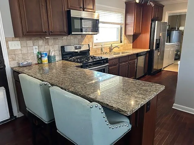 4190 Smithfield Dr — Photo 6