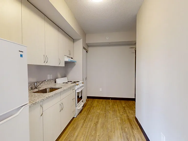 2346 Weston Rd — Photo 24