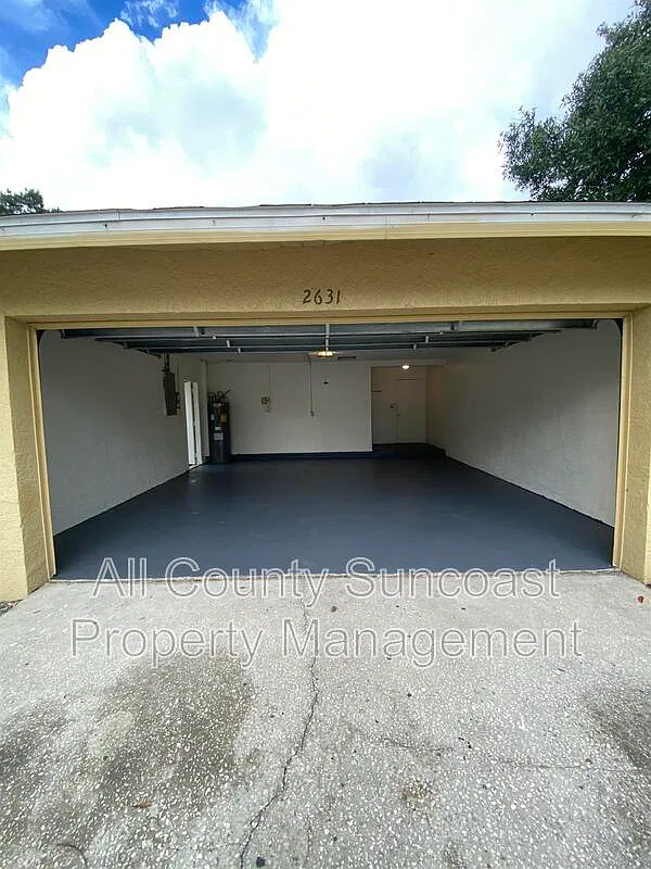 3 bed, 2.0 bath, $1,895 — Photo 2