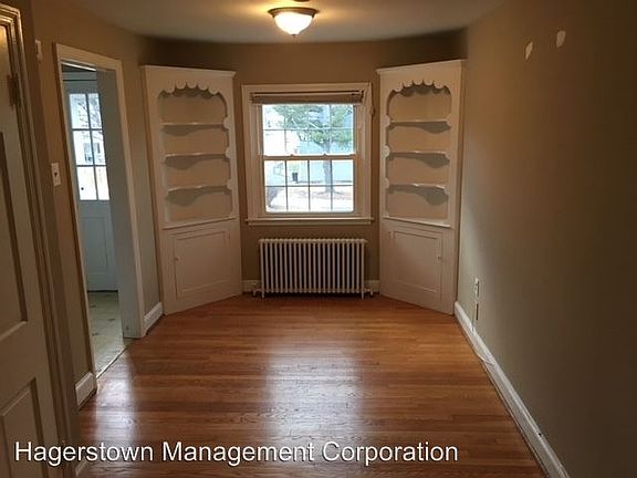 5th image of 500 Park Ln