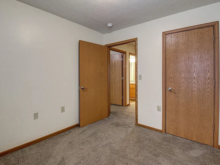 Floor plan 2 bedroom