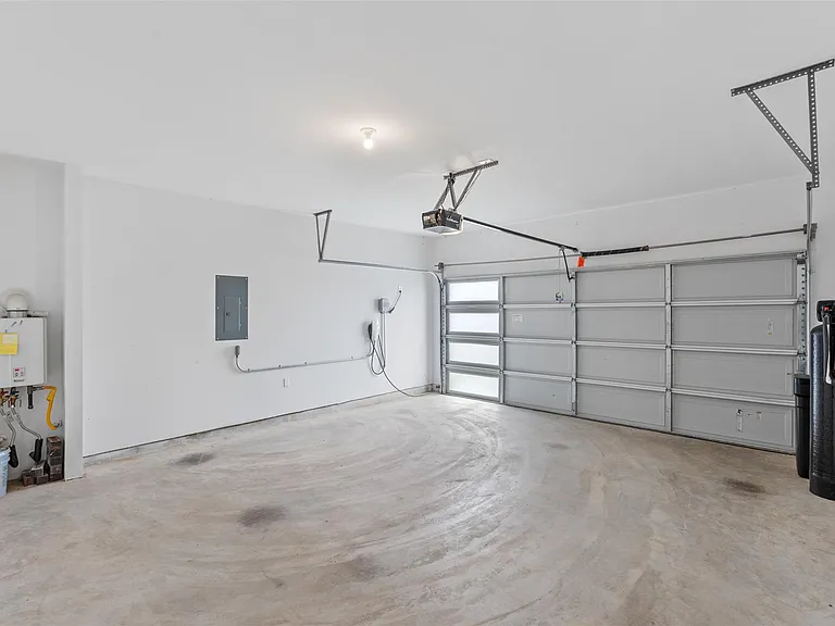 14379 Sweet Meadow Trl — Photo 30