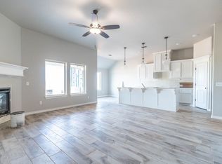 8413 NW 160th St, Edmond, OK 73013