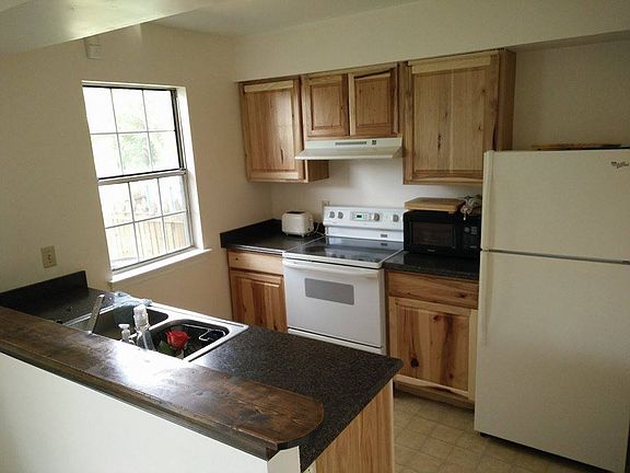 nice & new kitchen cabinets