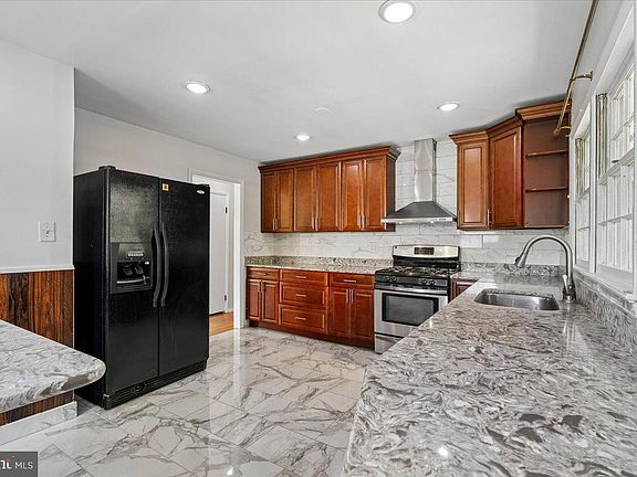 5th image of 11705 Battersea Dr