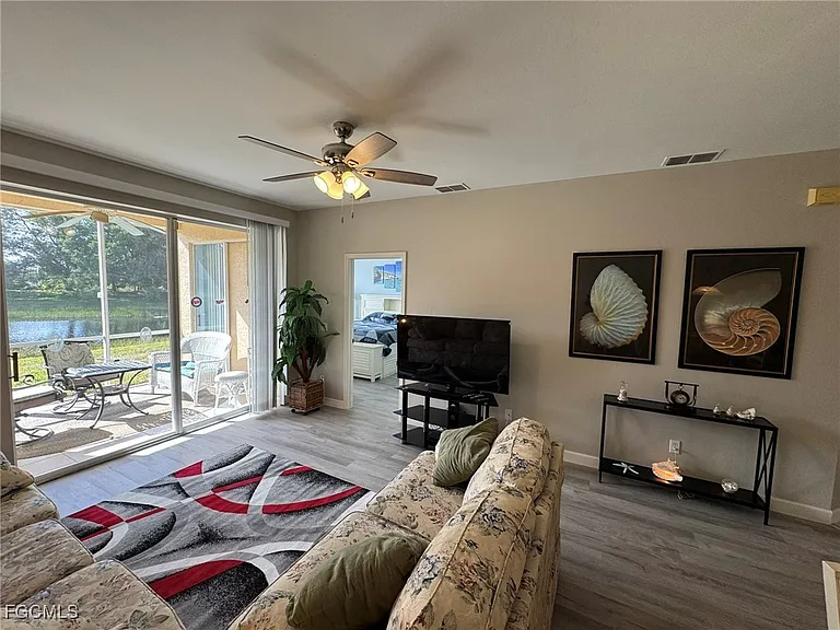 14970 Vista View Way #303 — Photo 8