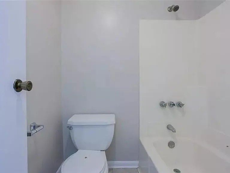 2637 Lantern Ln — Photo 7