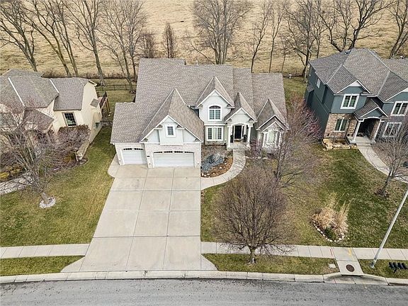 2nd image of 8650 NE 91st Ter