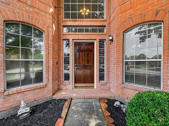 2nd image of 634 Cypresswood Estates Ln