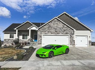 3784 S Boulder Creek Ln, Ammon, ID 83406