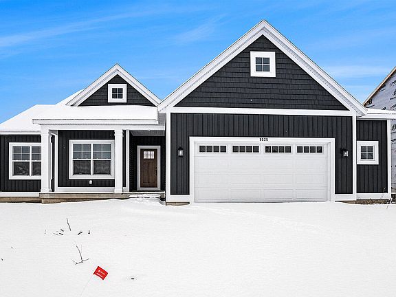 2nd image of 9525 Fields Dr