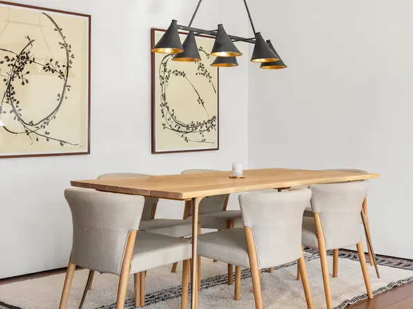 527 West 27th Street image 7 of 24