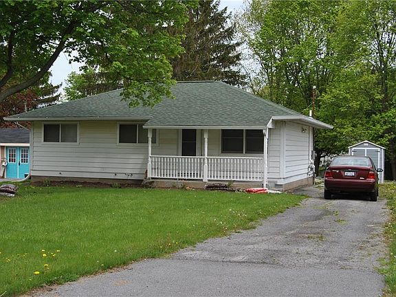 3rd image of 18 Somerset Ln