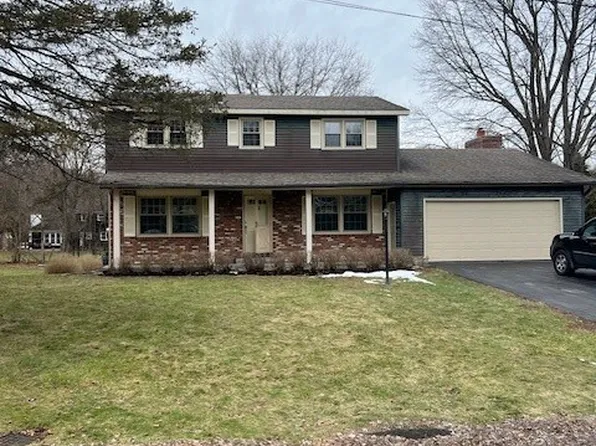 4593 Brookhill Dr S, Manlius, NY 13104