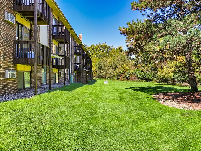 3356 Byron Center Ave SW — Photo 20
