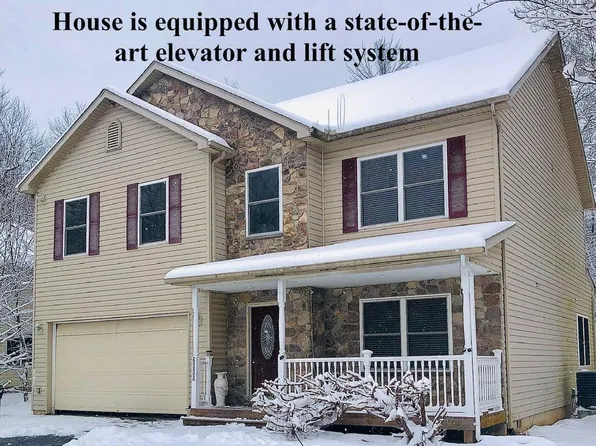 6334 Cherokee Trl, Tobyhanna, PA 18466