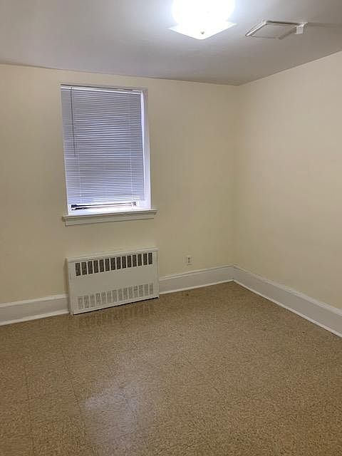 1st image of 204 Martine Ave #B