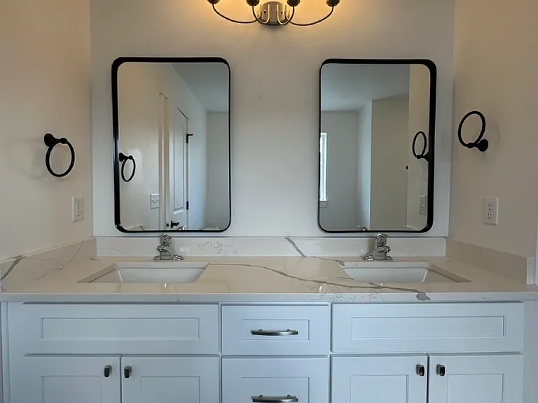719 N 160 E #1 — Photo 8