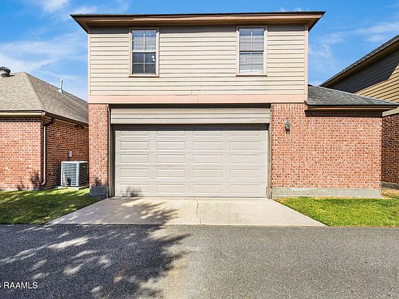 3rd image of 117 Warmstone Bridge Dr