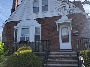3803 205th St, Bayside, NY 11361