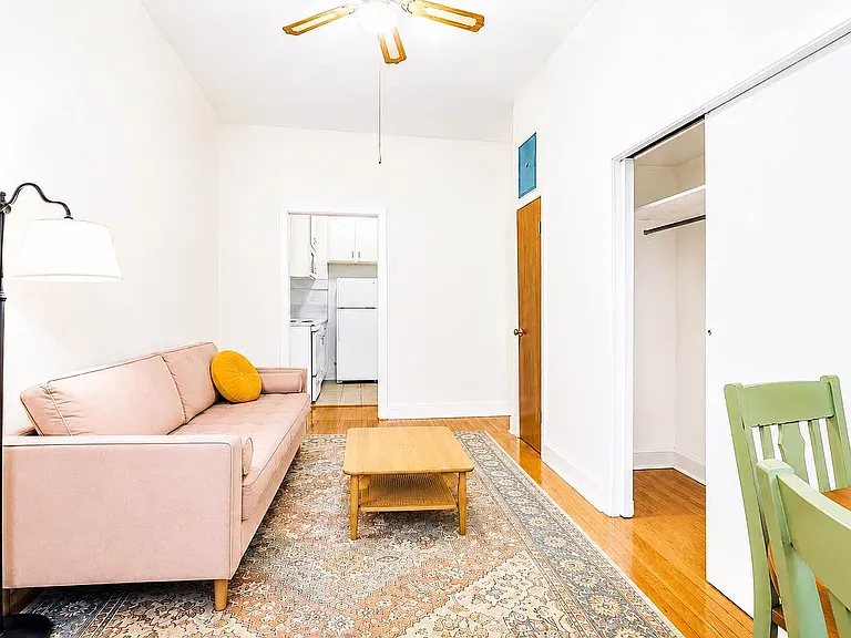 271 W 73rd St #2A — Photo 5
