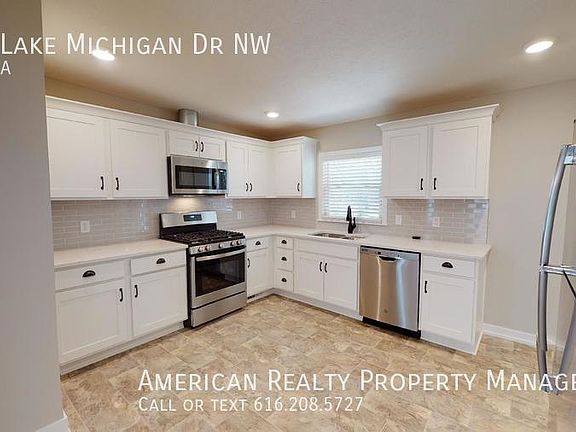 3rd image of 1000 Lake Michigan Dr NW
