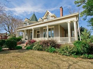 3021 Leado Ave, Des Moines, IA 50310