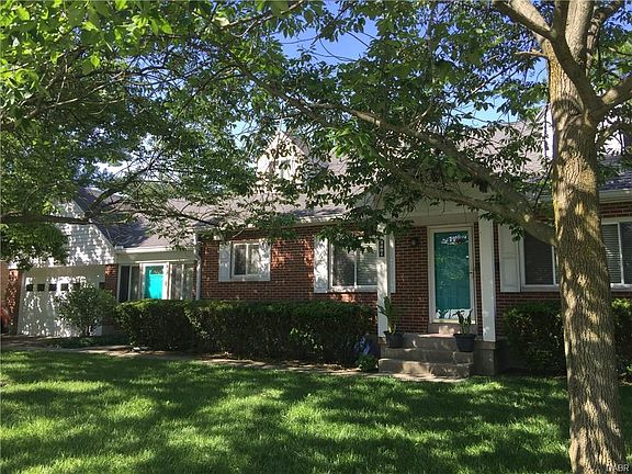 2nd image of 3801 Strathmoor Dr