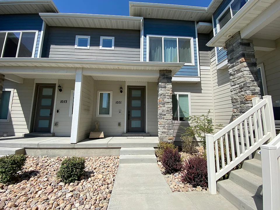 1051 W Azul Meadows Way