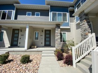 1051 W Azul Meadows Way, Bluffdale, UT 84065