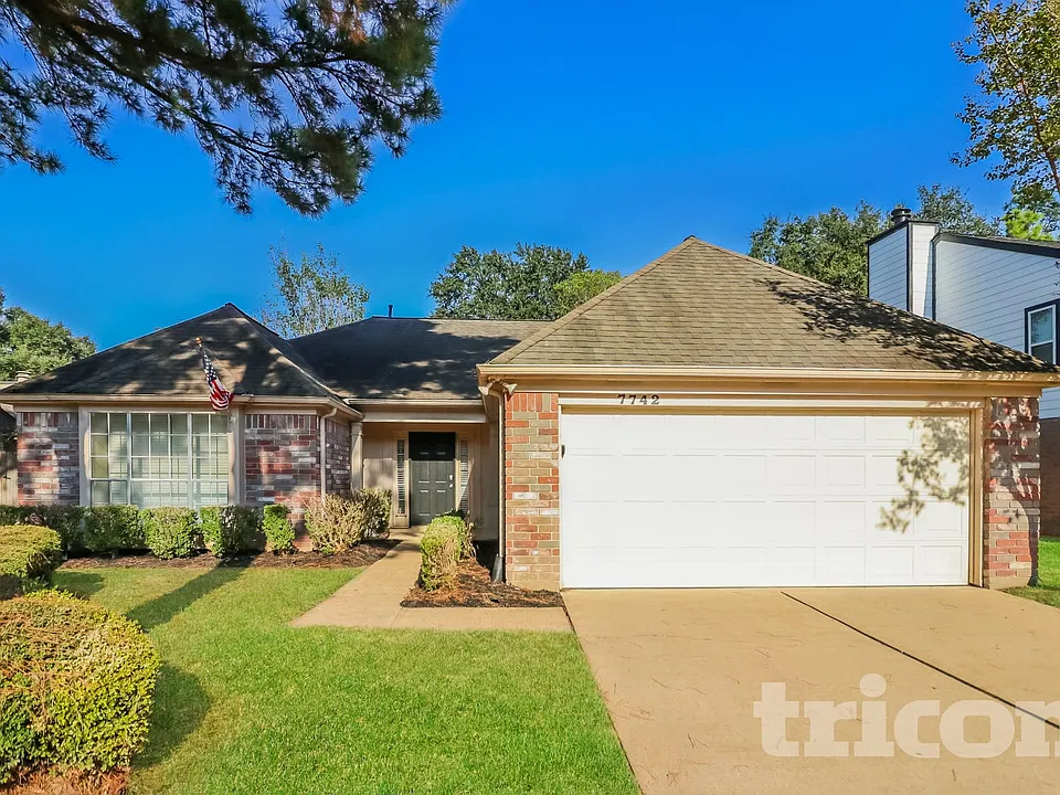 7742 Springville Dr