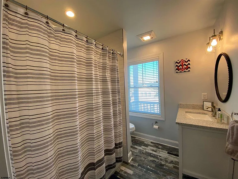118 N New Haven Ave — Photo 21