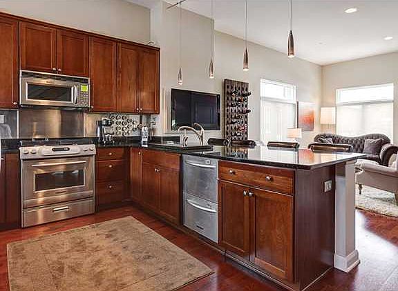 3rd image of 34 W Poplar Ave APT 22