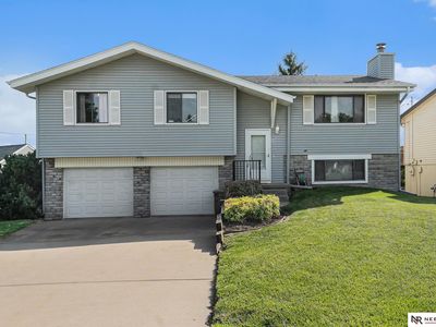 10605 Laurel Ave, Omaha, NE, 68134