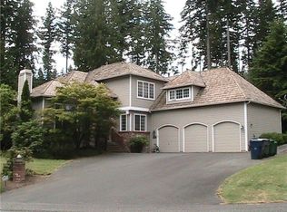 18303 215th Way NE, Woodinville, WA 98077