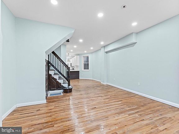 3rd image of 808 S 56th St
