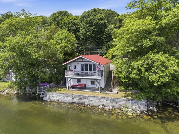 1385 Swan Lake Avenue, Swanville, ME 04915