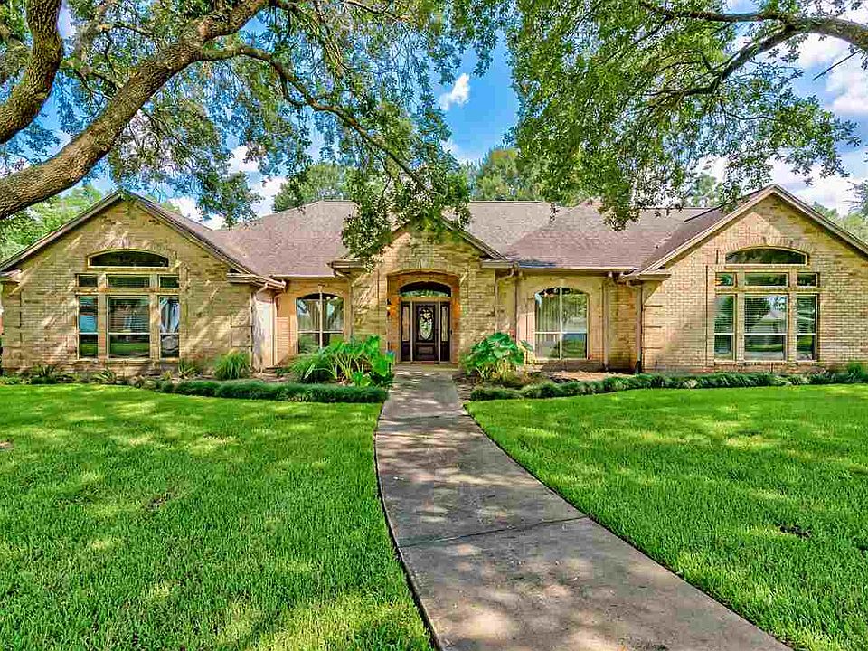 1st image of 3990 Sawgrass Cir