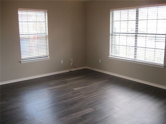 4th image of 6 Holly Dr #A