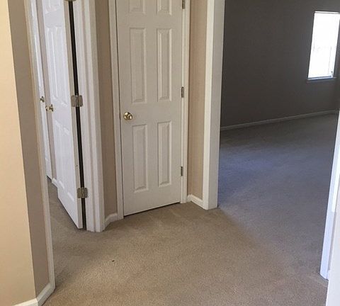 5th image of 4212 Hamilton Cir