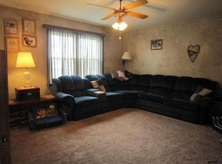 3429 Fox Ridge Ct, Dover, PA 17315